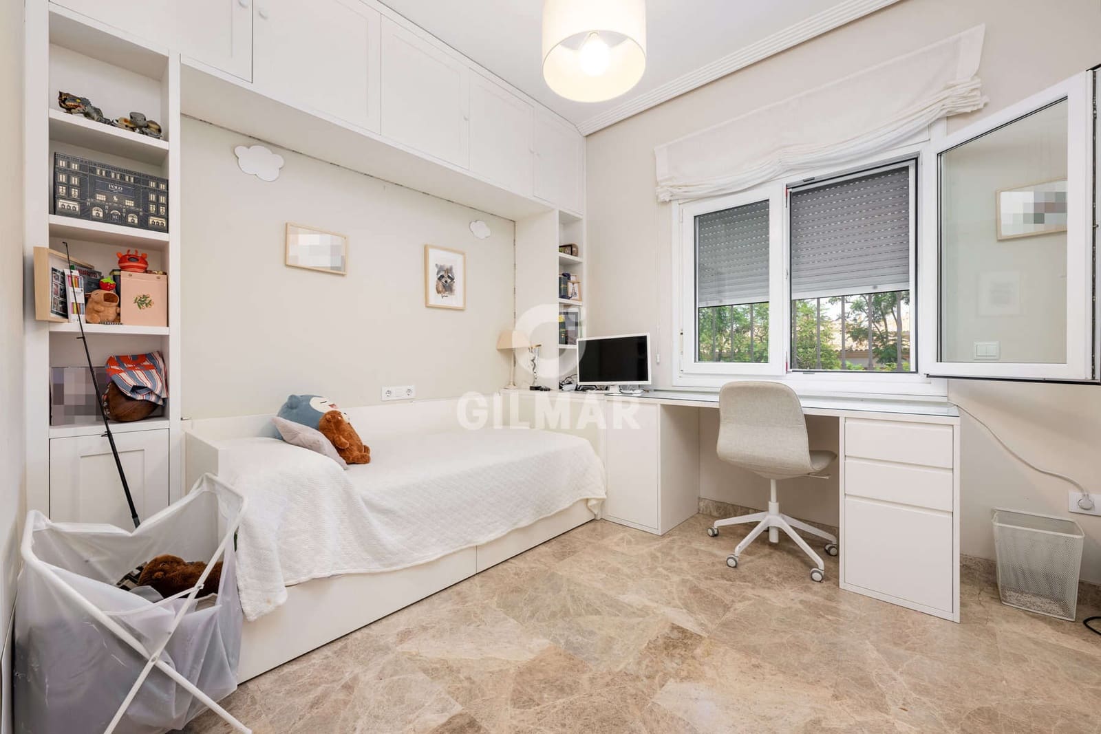 7 quarto Moradia para venda em Montequinto com piscina garagem - 850 000 € (Ref: 10023373)