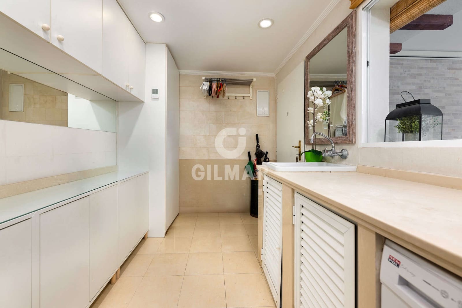 7 quarto Moradia para venda em Montequinto com piscina garagem - 850 000 € (Ref: 10023373)