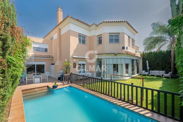 7 camera da letto Villa in vendita in Montequinto, Dos Hermanas con piscina garage - 850.000 € (Rif: 10023373)