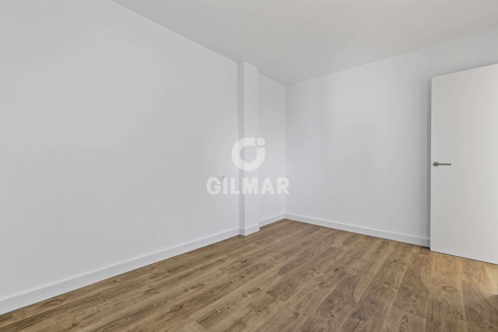 2 soverom Leilighet til salgs i Sevilla by - € 296 000 (Ref: 10023376)