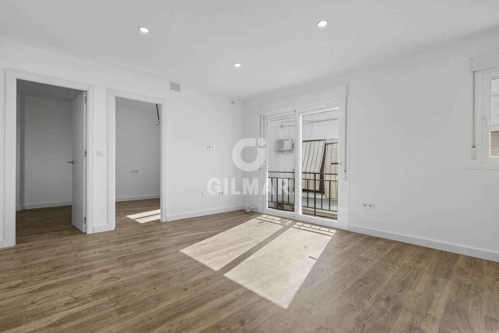 2 soverom Leilighet til salgs i Sevilla by - € 296 000 (Ref: 10023376)
