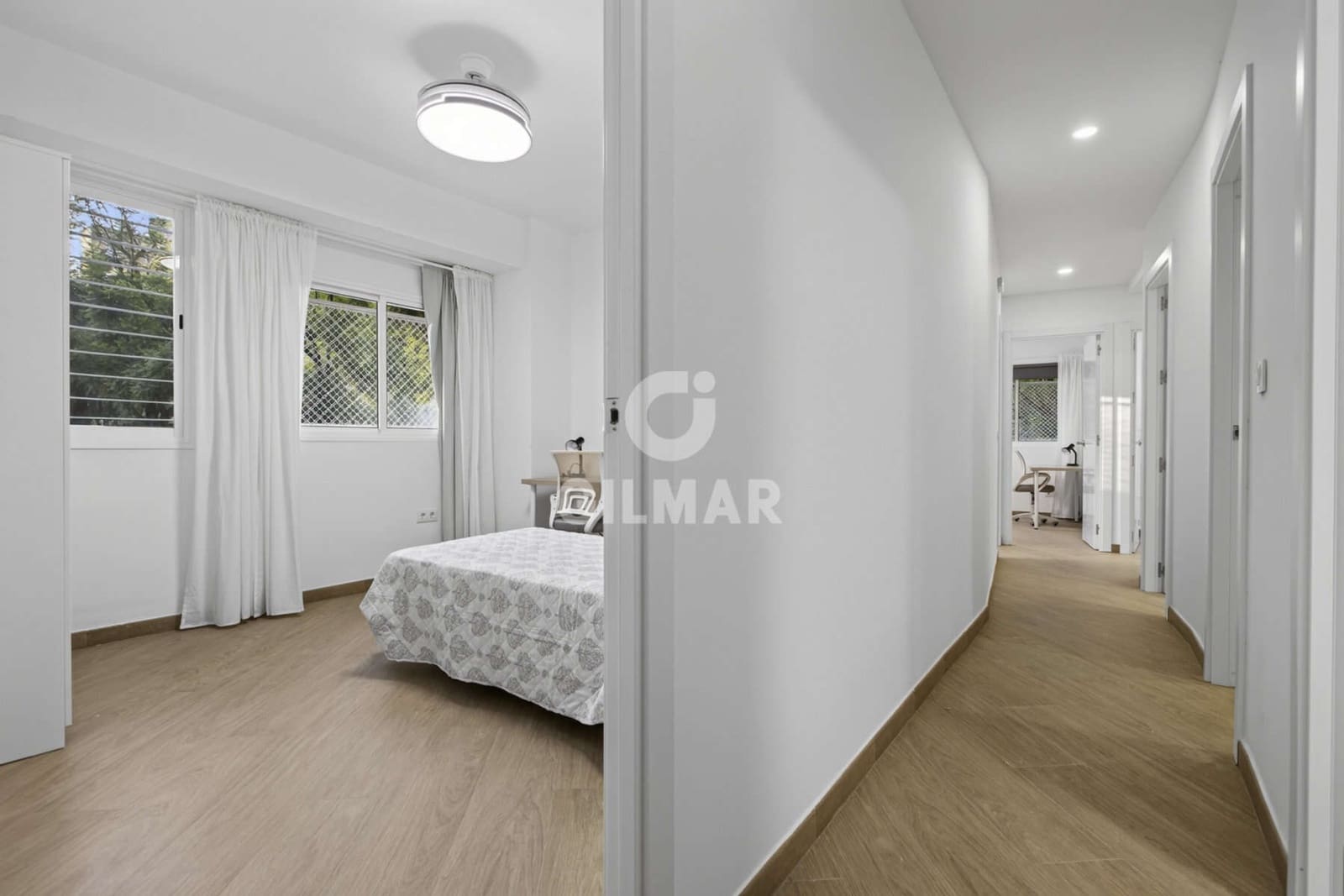 6 makuuhuone Asunto myytävänä paikassa Sevilla kaupunki mukana 
autotalli - 618 000 € (Ref: 10023377)