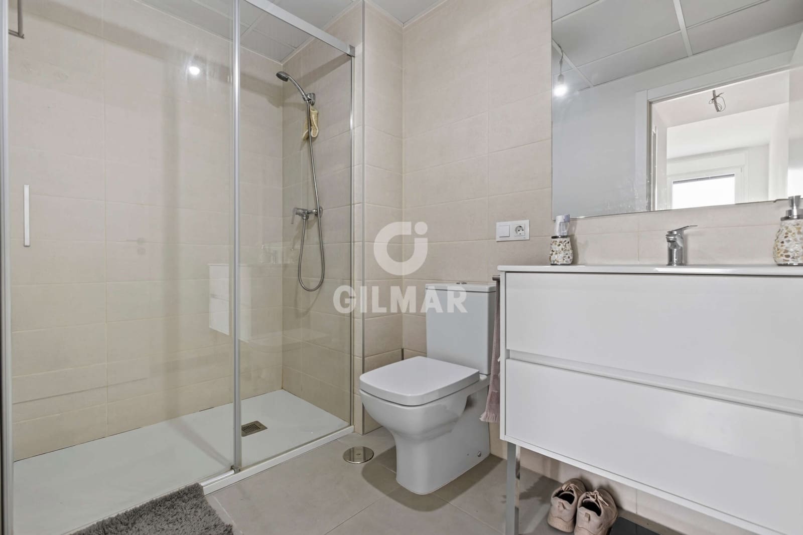 3 Zimmer Wohnung zu verkaufen in Dos Hermanas mit Pool Garage - 300.000 € (Ref: 10023378)