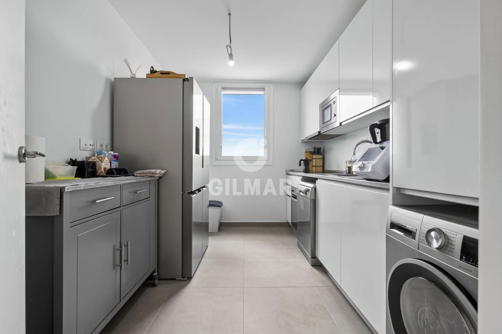 3 Zimmer Wohnung zu verkaufen in Dos Hermanas mit Pool Garage - 300.000 € (Ref: 10023378)