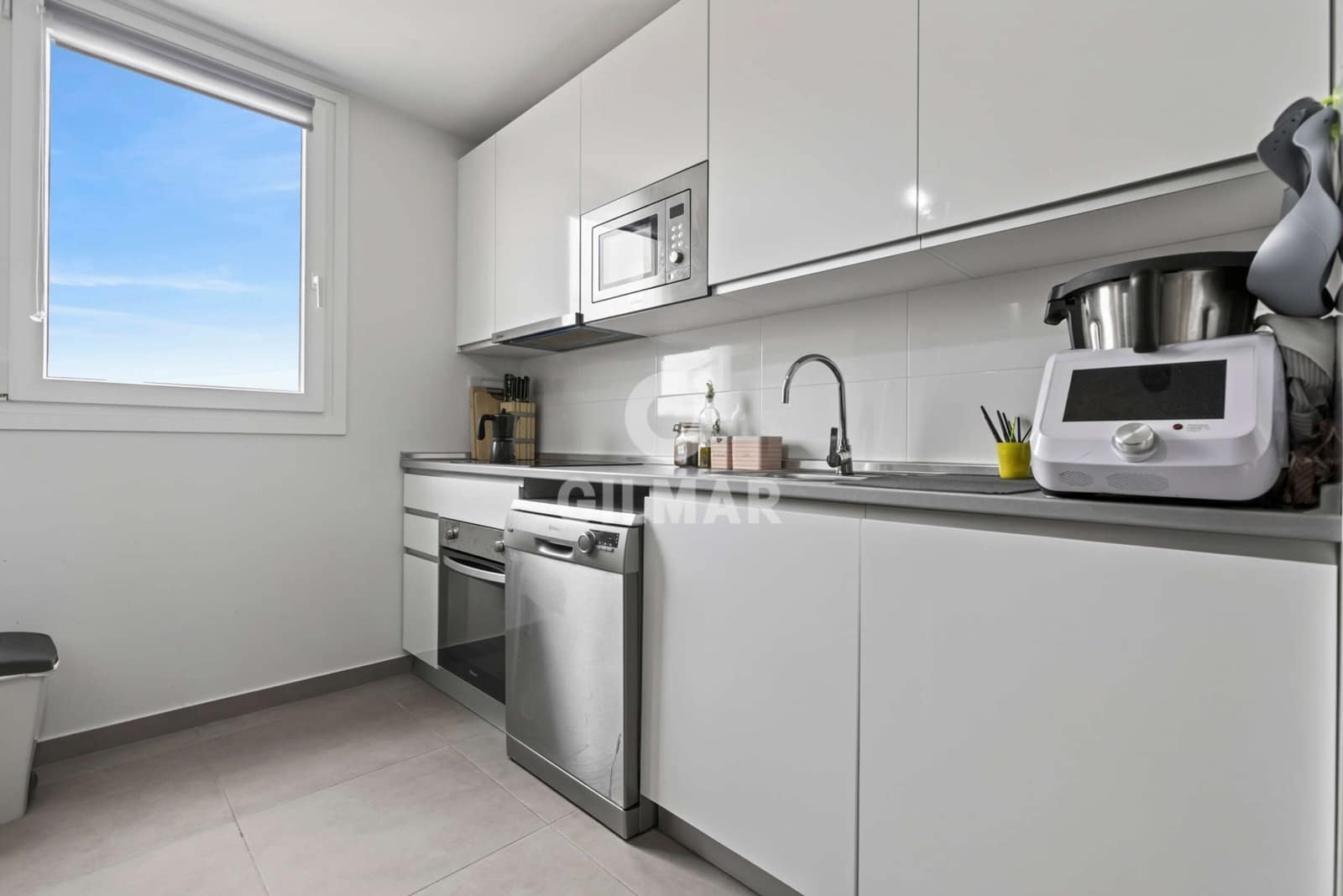 3 Zimmer Wohnung zu verkaufen in Dos Hermanas mit Pool Garage - 300.000 € (Ref: 10023378)