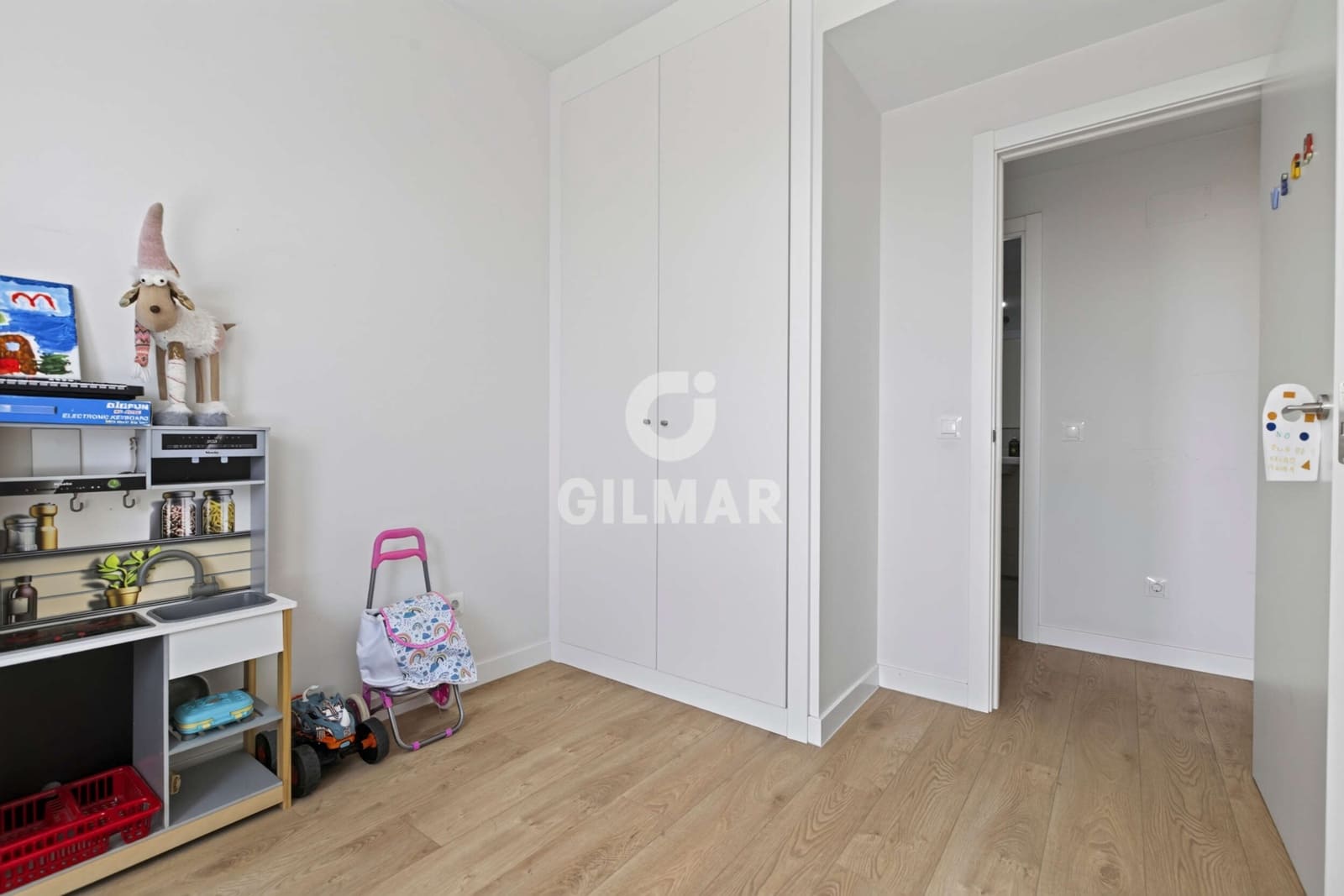 3 Zimmer Wohnung zu verkaufen in Dos Hermanas mit Pool Garage - 300.000 € (Ref: 10023378)