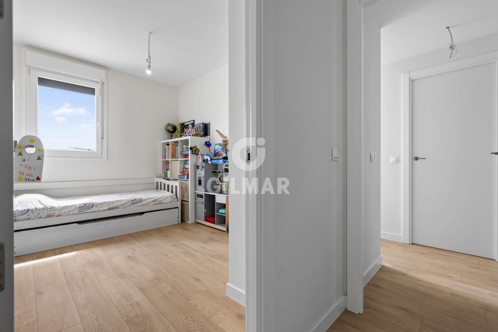 3 Zimmer Wohnung zu verkaufen in Dos Hermanas mit Pool Garage - 300.000 € (Ref: 10023378)