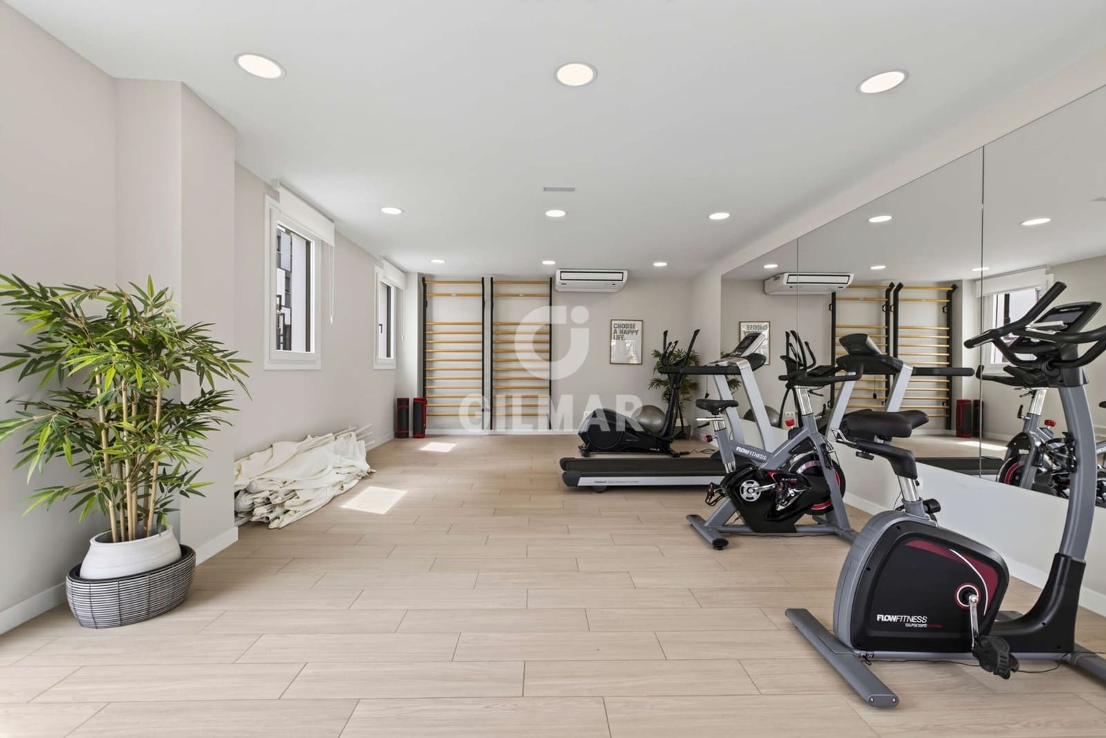 3 Zimmer Wohnung zu verkaufen in Dos Hermanas mit Pool Garage - 300.000 € (Ref: 10023378)