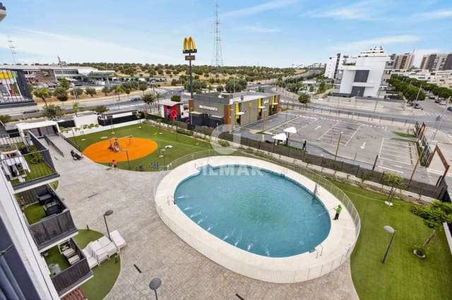 3 camera da letto Appartamento in vendita in Dos Hermanas con piscina garage - 300.000 € (Rif: 10023378)