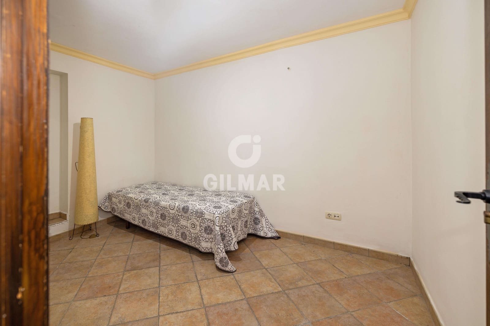 Pareado de 6 habitaciones en Marbella en venta - 550.000 € (Ref: 10024920)