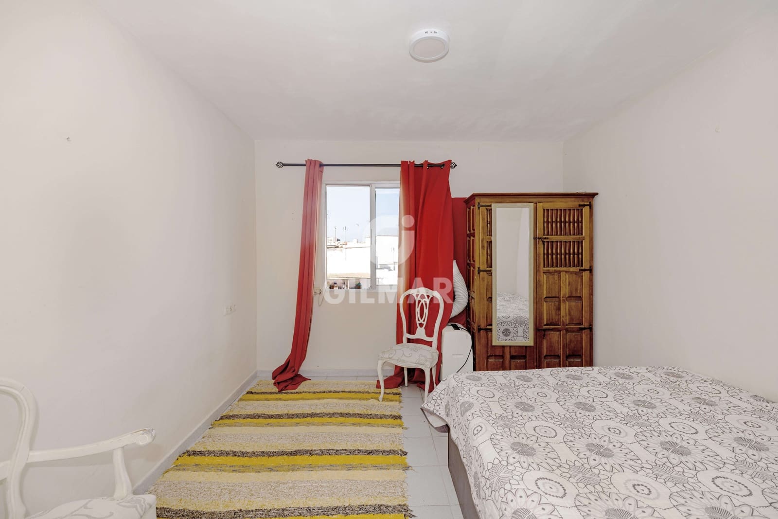 Pareado de 6 habitaciones en Marbella en venta - 550.000 € (Ref: 10024920)