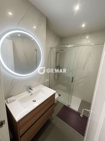 1 soveværelse Lejlighed til salg i Los Cristianos, Arona med swimmingpool - € 298.000 (Ref: 10026007)