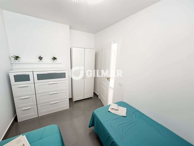 1 soveværelse Lejlighed til salg i Los Cristianos, Arona med swimmingpool - € 298.000 (Ref: 10026007)