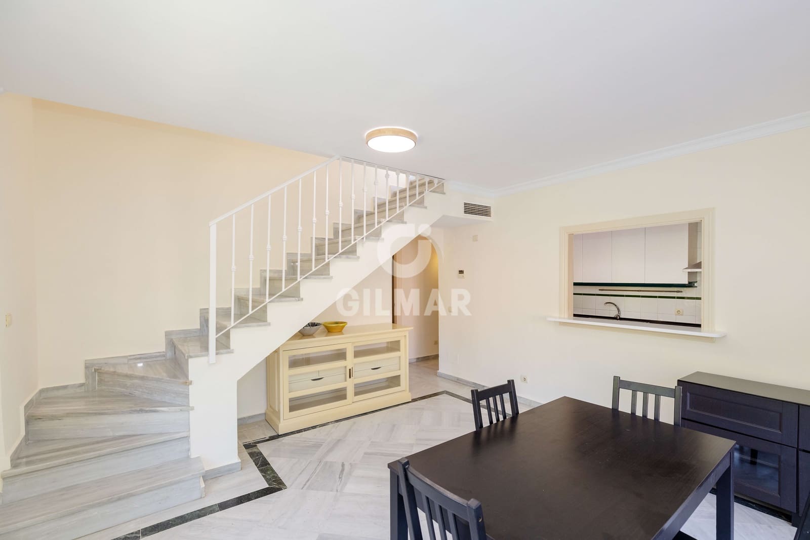 2 slaapkamer Penthouse te koop in Marbella met zwembad garage - € 590.000 (Ref: 10026200)