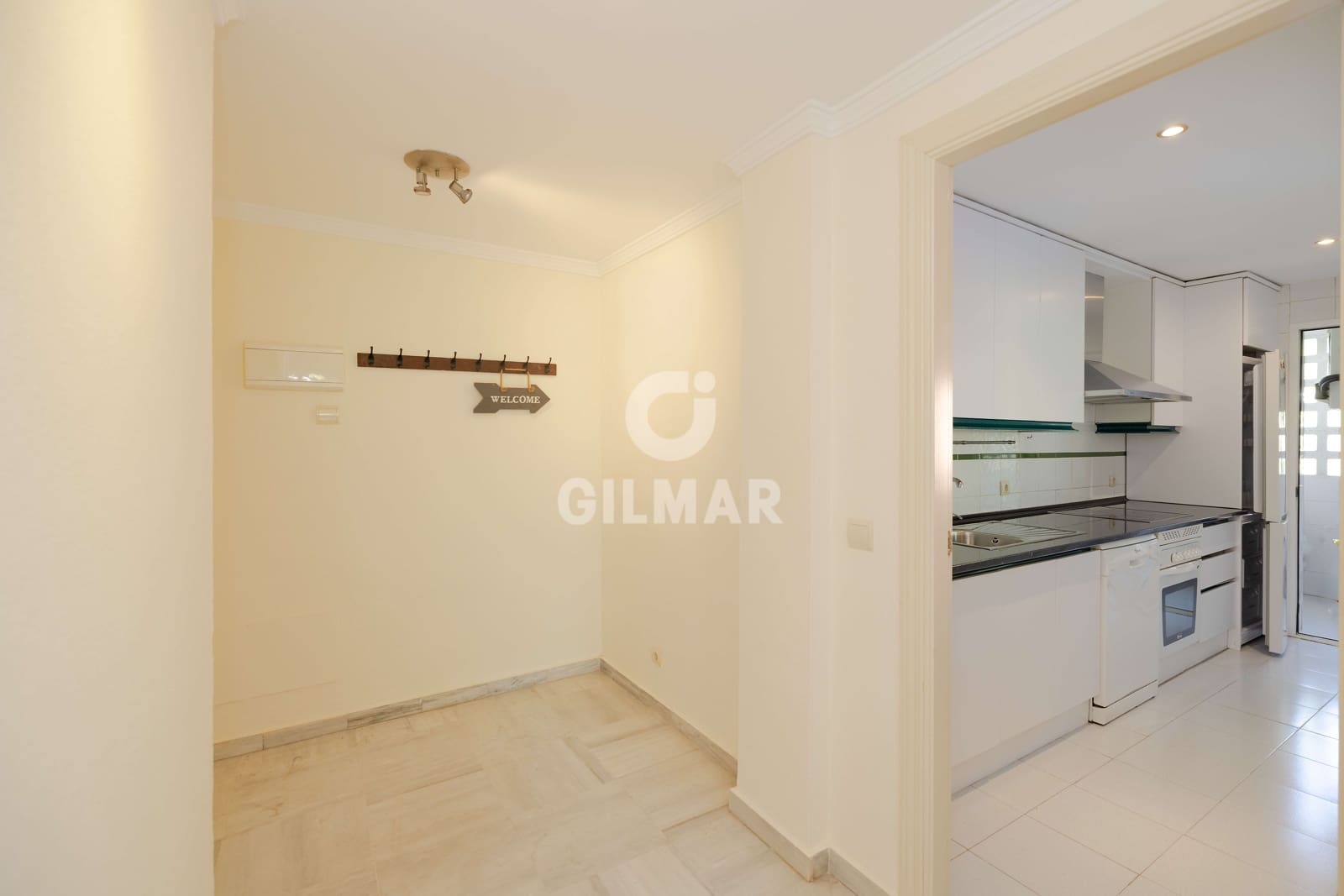 2 slaapkamer Penthouse te koop in Marbella met zwembad garage - € 590.000 (Ref: 10026200)