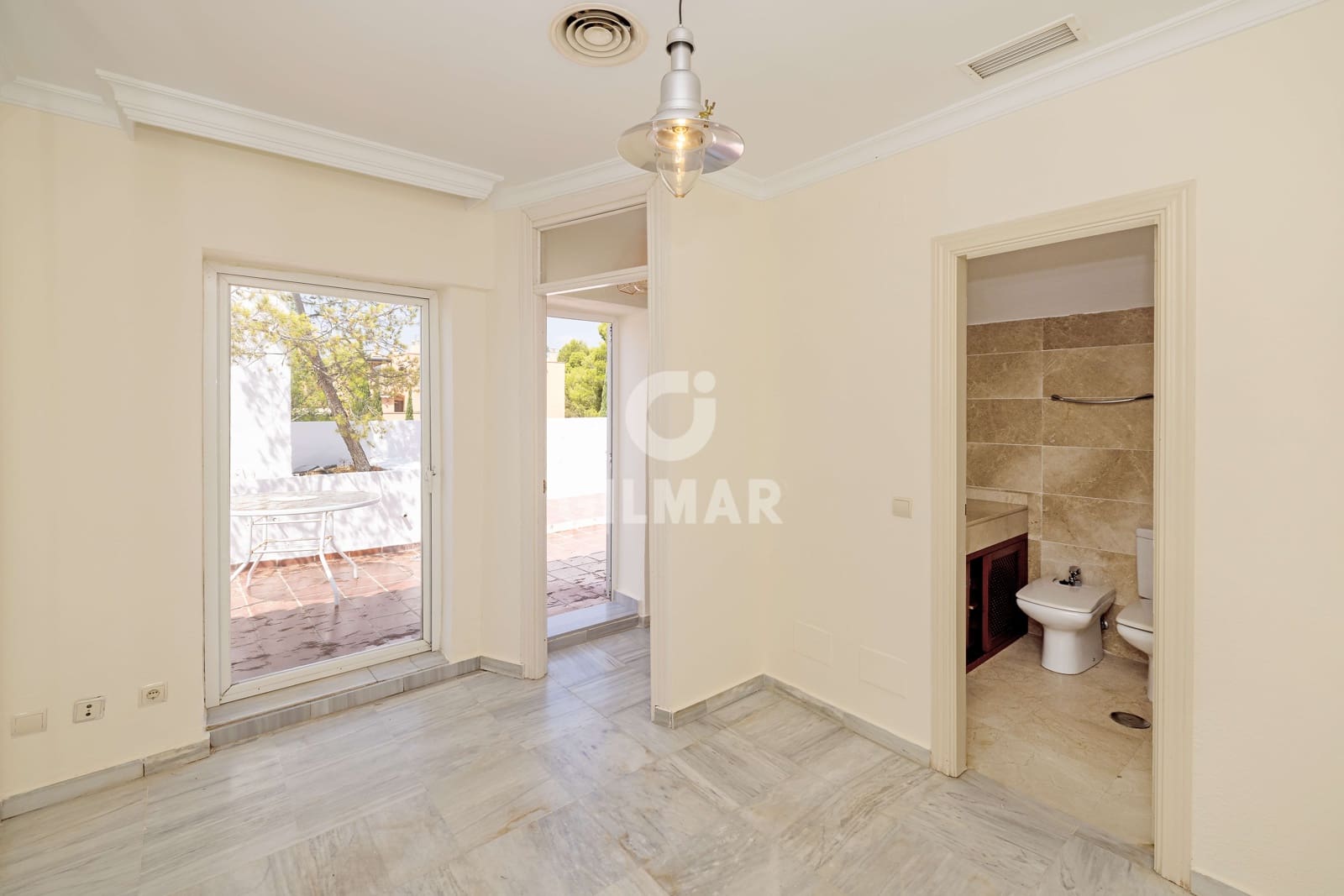 2 slaapkamer Penthouse te koop in Marbella met zwembad garage - € 590.000 (Ref: 10026200)