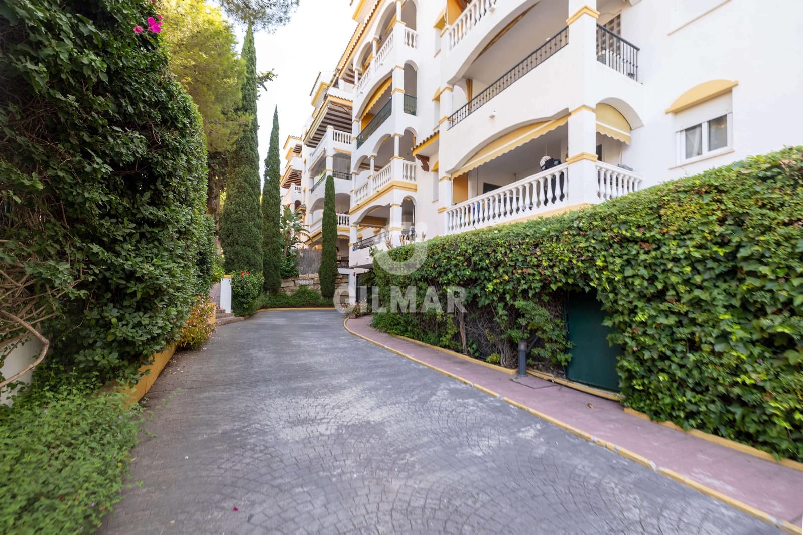 2 slaapkamer Penthouse te koop in Marbella met zwembad garage - € 590.000 (Ref: 10026200)