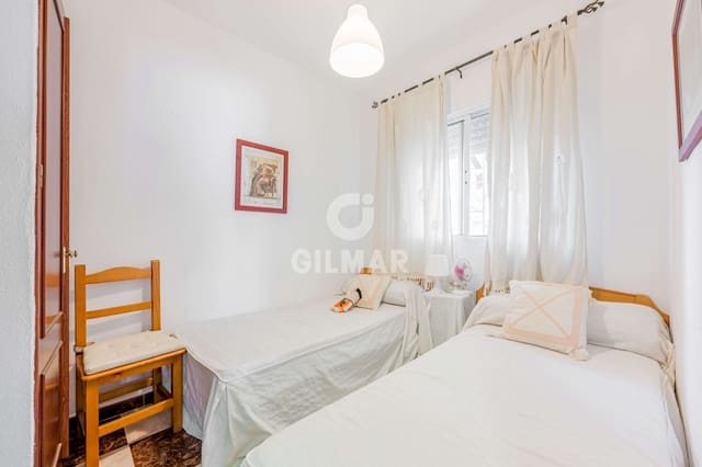 3 chambre Villa/Maison à vendre à Chiclana de la Frontera avec piscine - 390 000 € (Ref: 10026582)