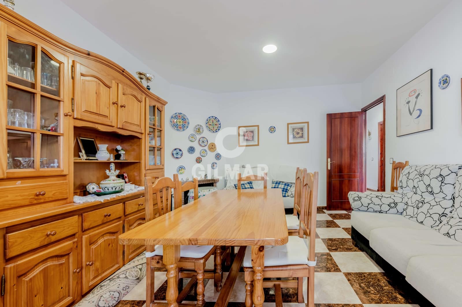 3 bedroom Villa for sale in Chiclana de la Frontera with pool - € 390,000 (Ref: 10026582)