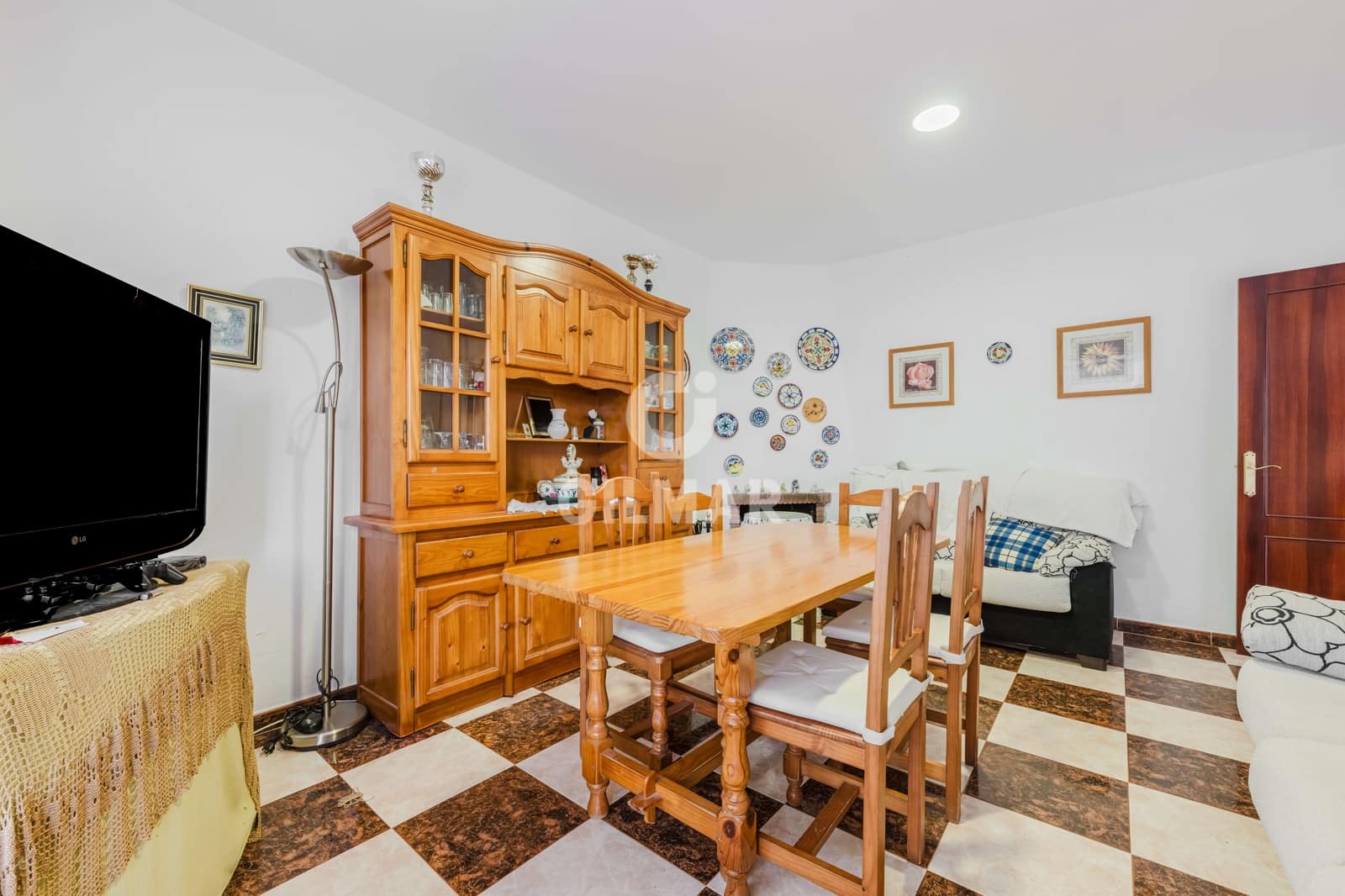 3 bedroom Villa for sale in Chiclana de la Frontera with pool - € 390,000 (Ref: 10026582)