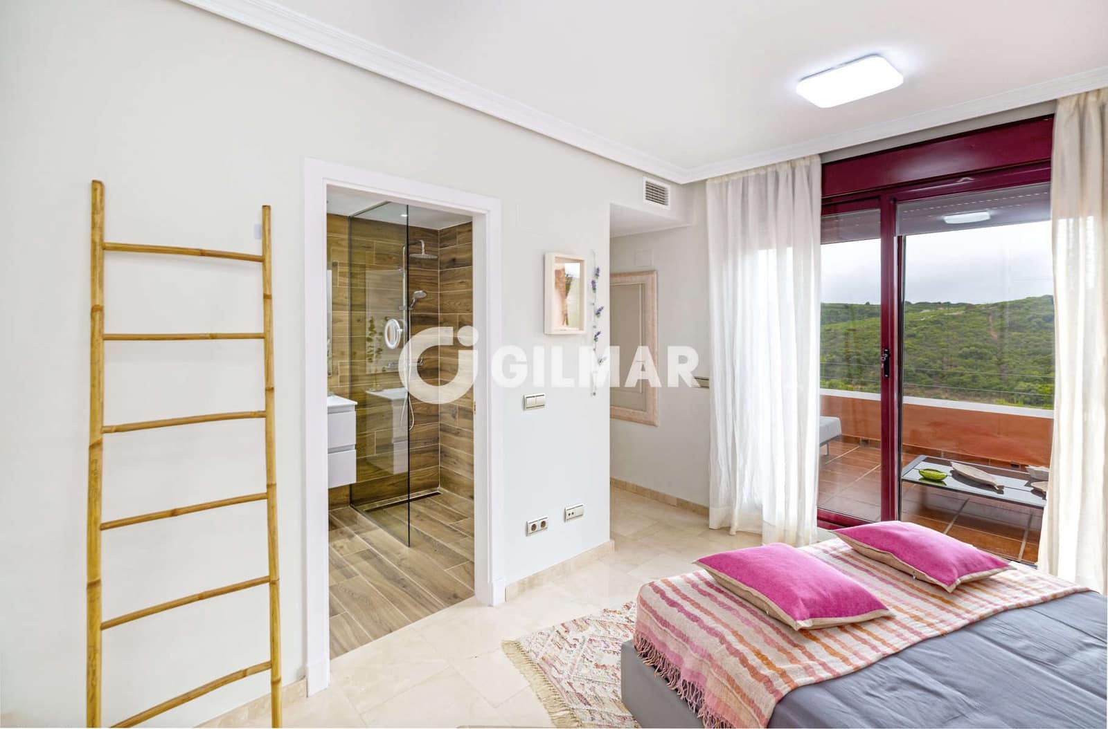 2 soverom Penthouse til salgs i Bahia de Casares med svømmebasseng garasje - € 460 000 (Ref: 10027577)