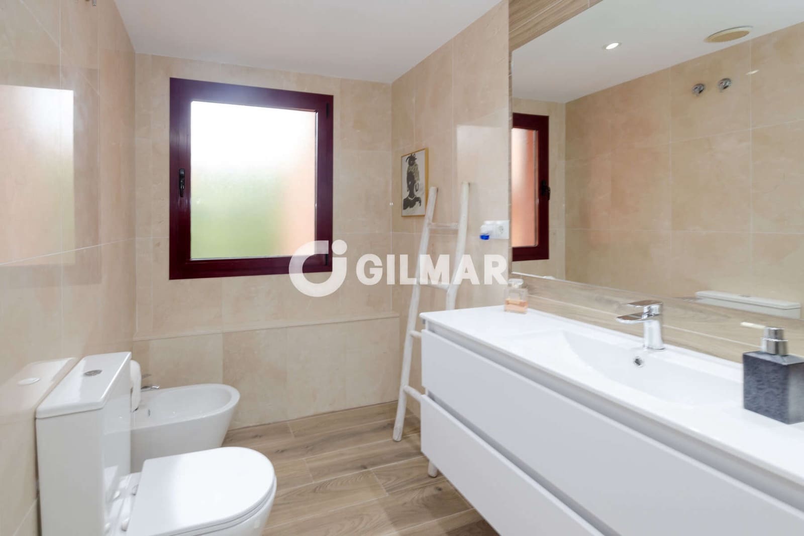 2 soverom Penthouse til salgs i Bahia de Casares med svømmebasseng garasje - € 460 000 (Ref: 10027577)