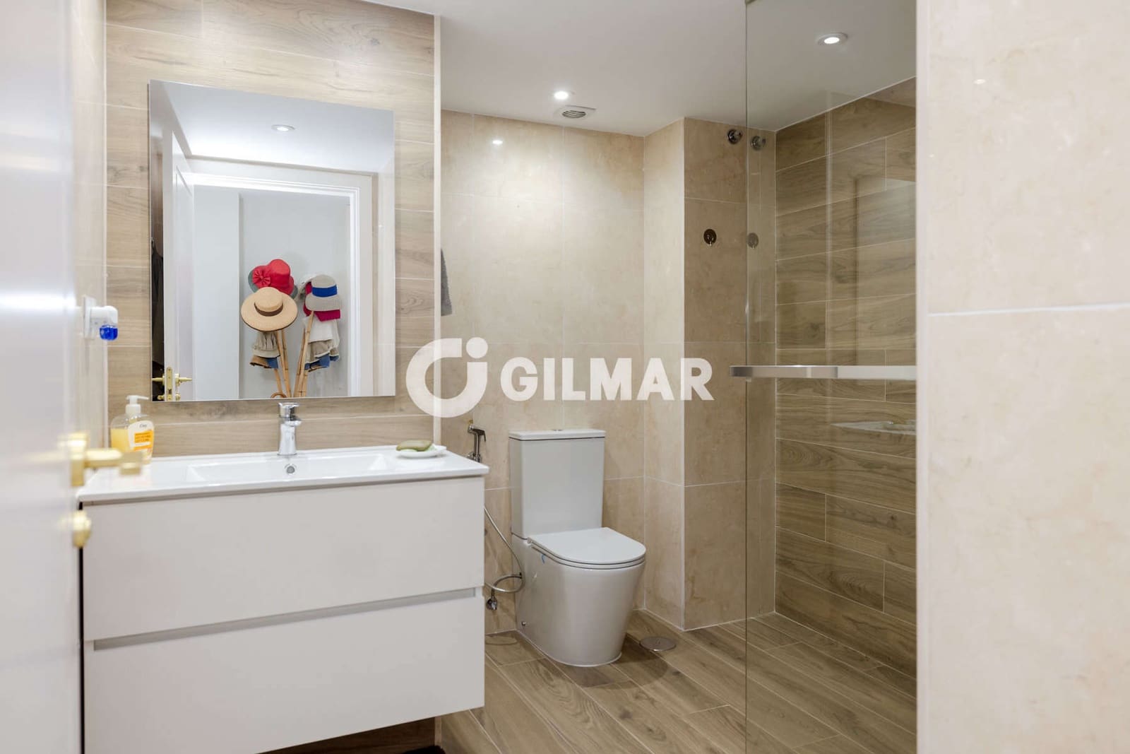 2 soverom Penthouse til salgs i Bahia de Casares med svømmebasseng garasje - € 460 000 (Ref: 10027577)