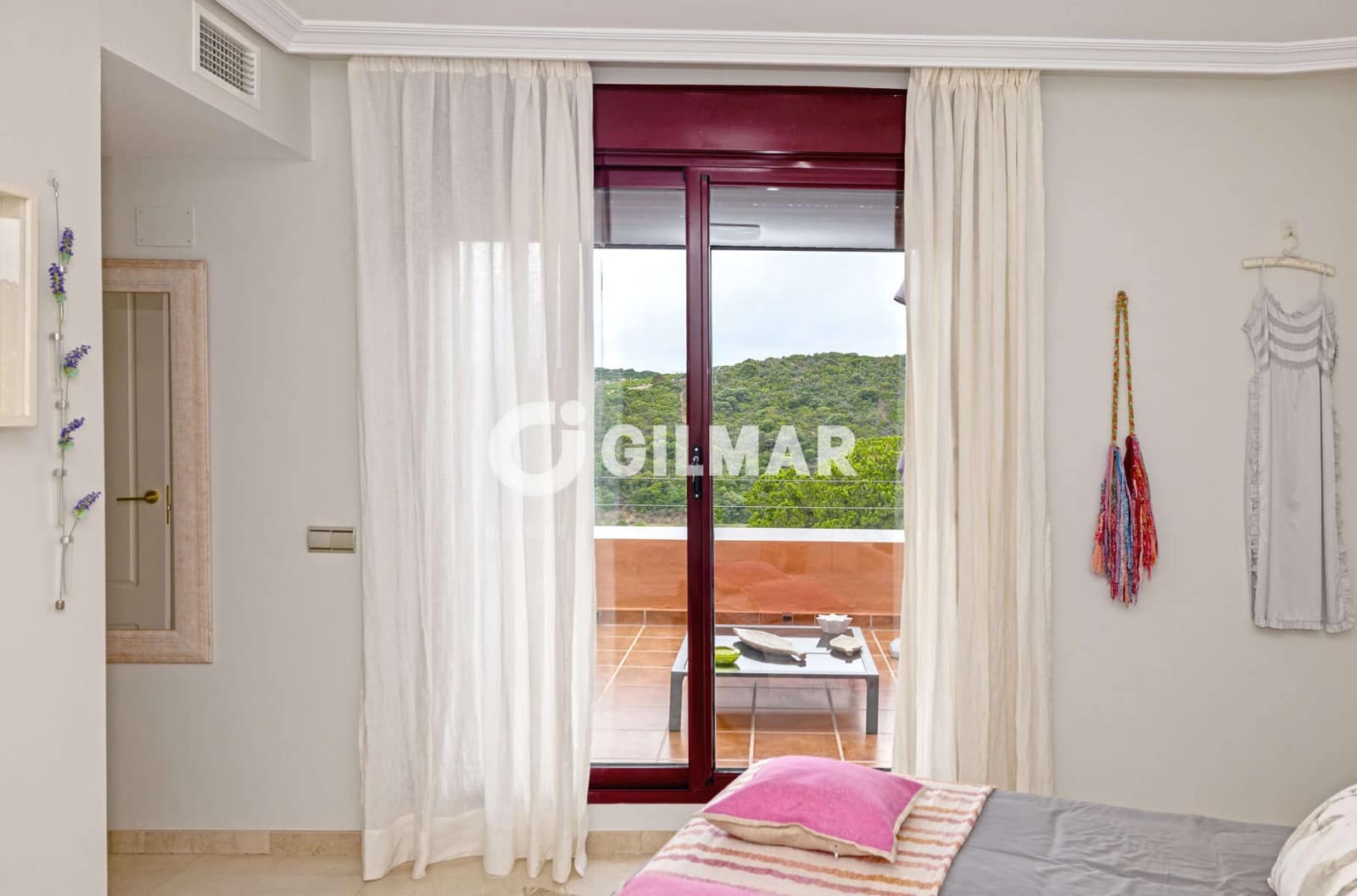 2 soverom Penthouse til salgs i Bahia de Casares med svømmebasseng garasje - € 460 000 (Ref: 10027577)