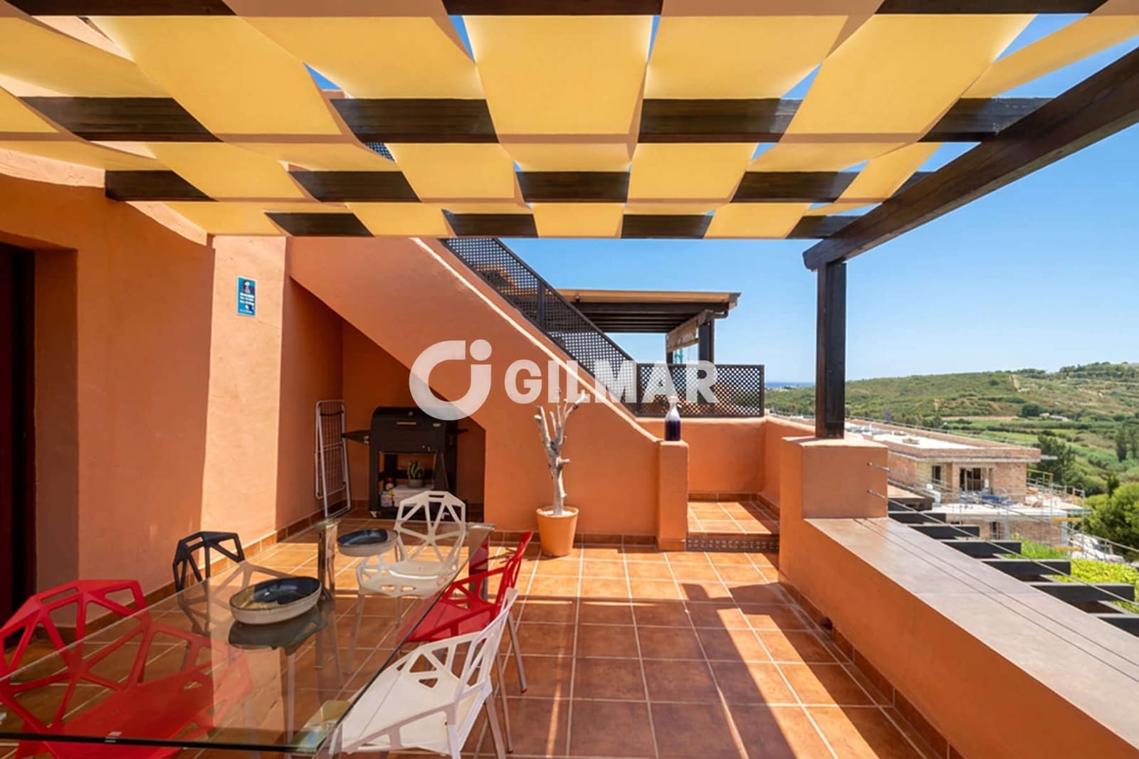 2 soverom Penthouse til salgs i Bahia de Casares med svømmebasseng garasje - € 460 000 (Ref: 10027577)