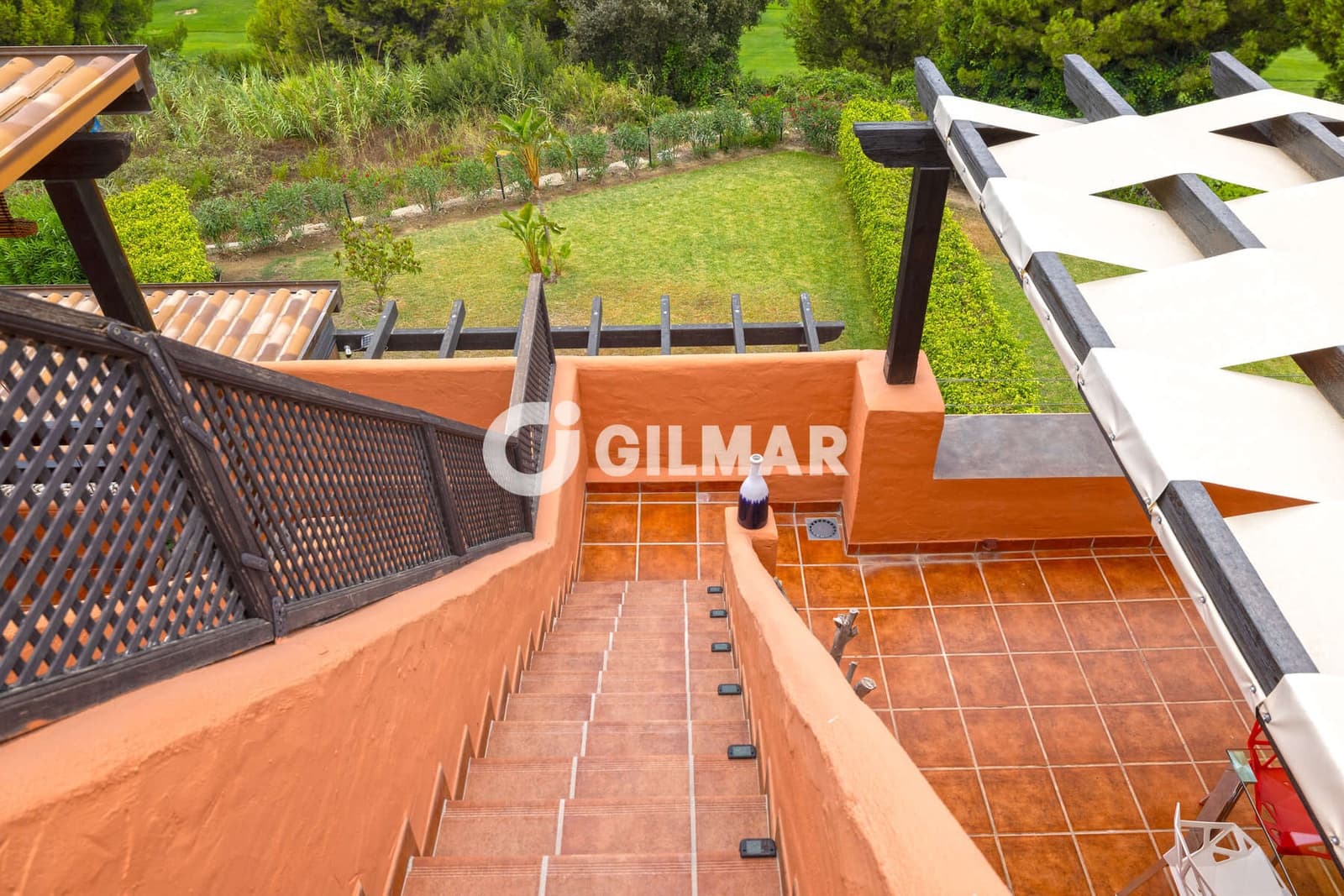 2 soverom Penthouse til salgs i Bahia de Casares med svømmebasseng garasje - € 460 000 (Ref: 10027577)
