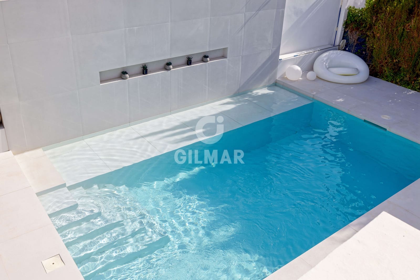 5 sypialnia Willa na sprzedaż w Nueva Andalucia z basenem garażem - 2 990 000 € (Ref: 10030921)