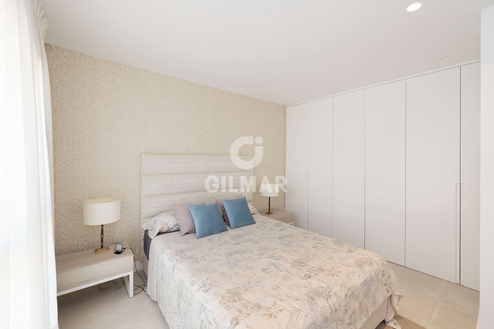 5 sypialnia Willa na sprzedaż w Nueva Andalucia z basenem garażem - 2 990 000 € (Ref: 10030921)