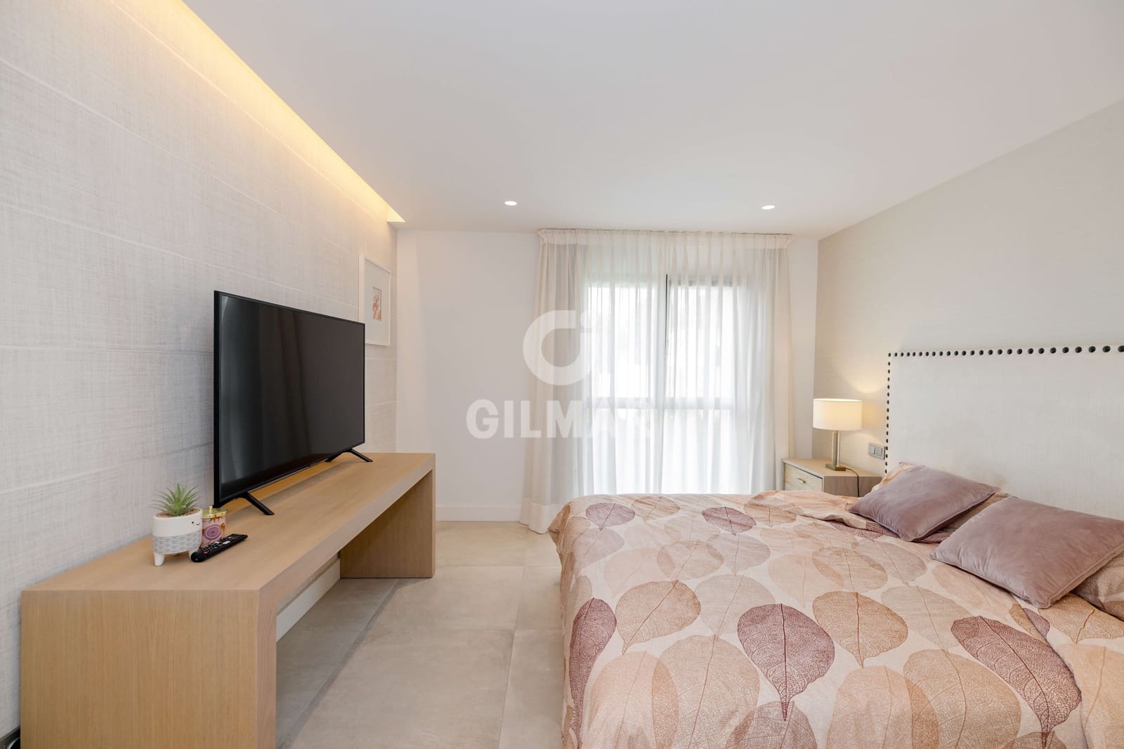 5 sypialnia Willa na sprzedaż w Nueva Andalucia z basenem garażem - 2 990 000 € (Ref: 10030921)