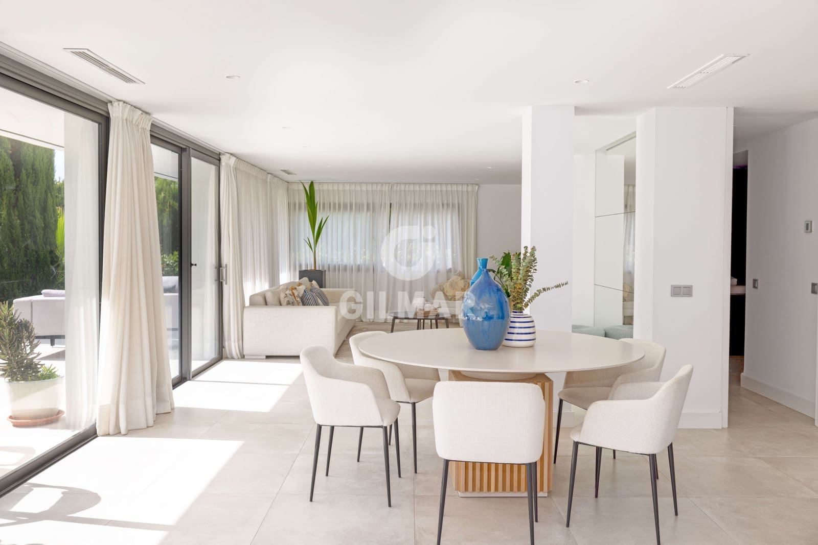 5 sypialnia Willa na sprzedaż w Nueva Andalucia z basenem garażem - 2 990 000 € (Ref: 10030921)