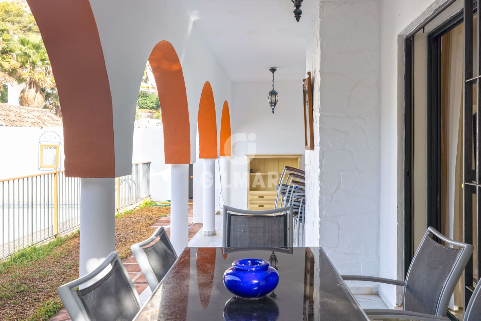 Chalet de 4 habitaciones en Nueva Andalucia en venta con piscina garaje - 1.070.000 € (Ref: 10030922)