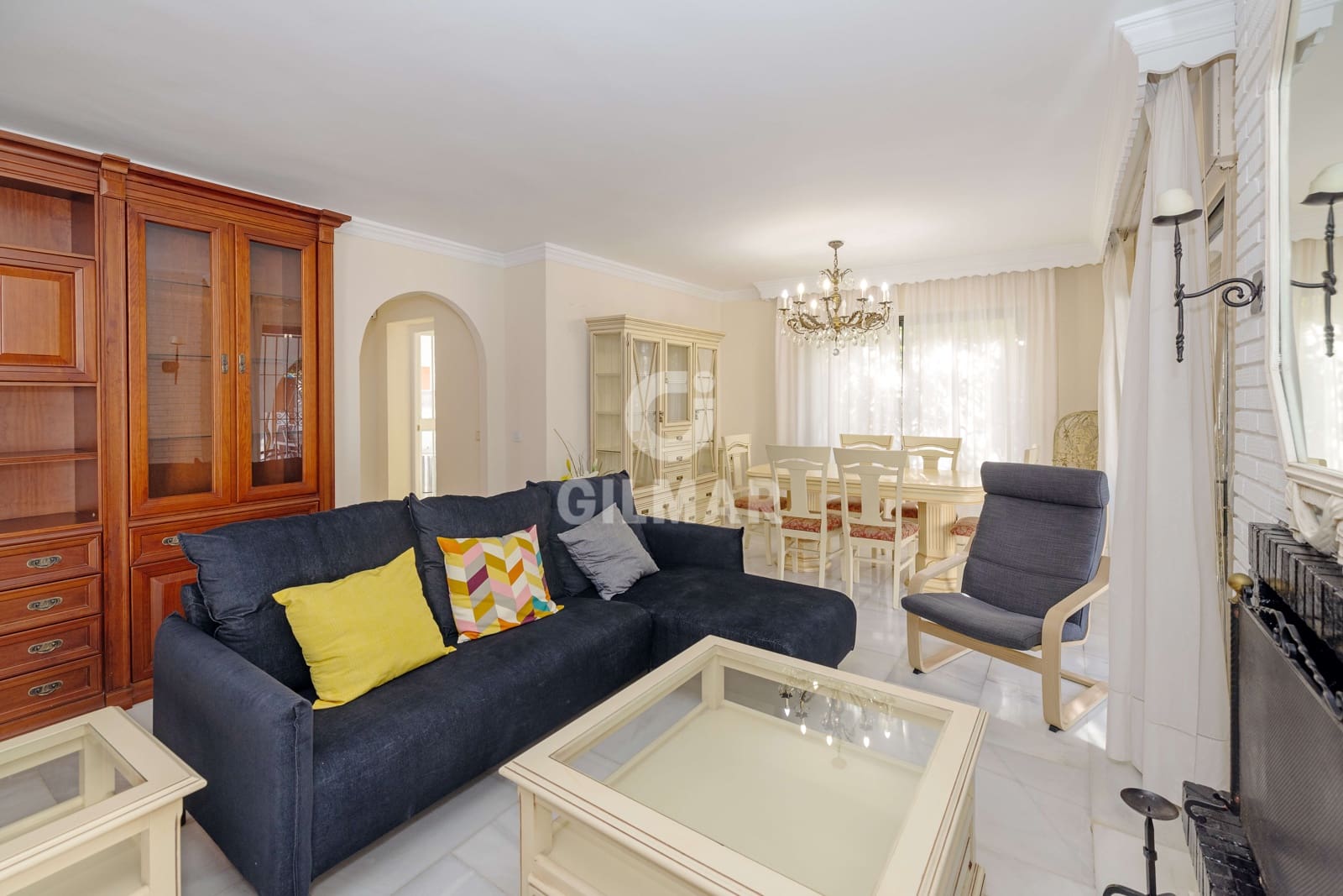 Chalet de 4 habitaciones en Nueva Andalucia en venta con piscina garaje - 1.070.000 € (Ref: 10030922)