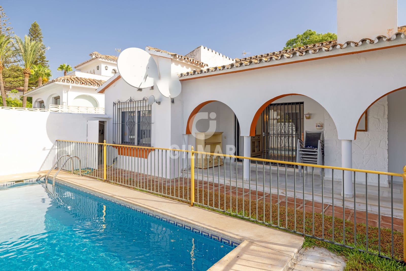 Chalet de 4 habitaciones en Nueva Andalucia en venta con piscina garaje - 1.070.000 € (Ref: 10030922)