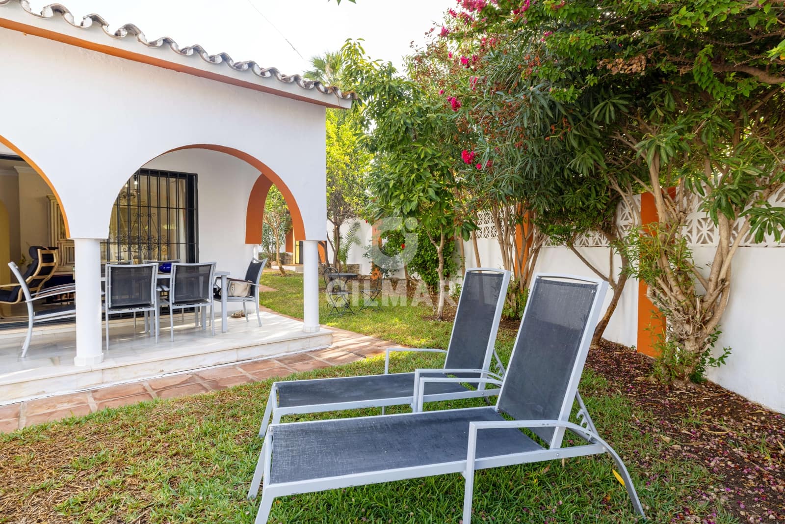 Chalet de 4 habitaciones en Nueva Andalucia en venta con piscina garaje - 1.070.000 € (Ref: 10030922)