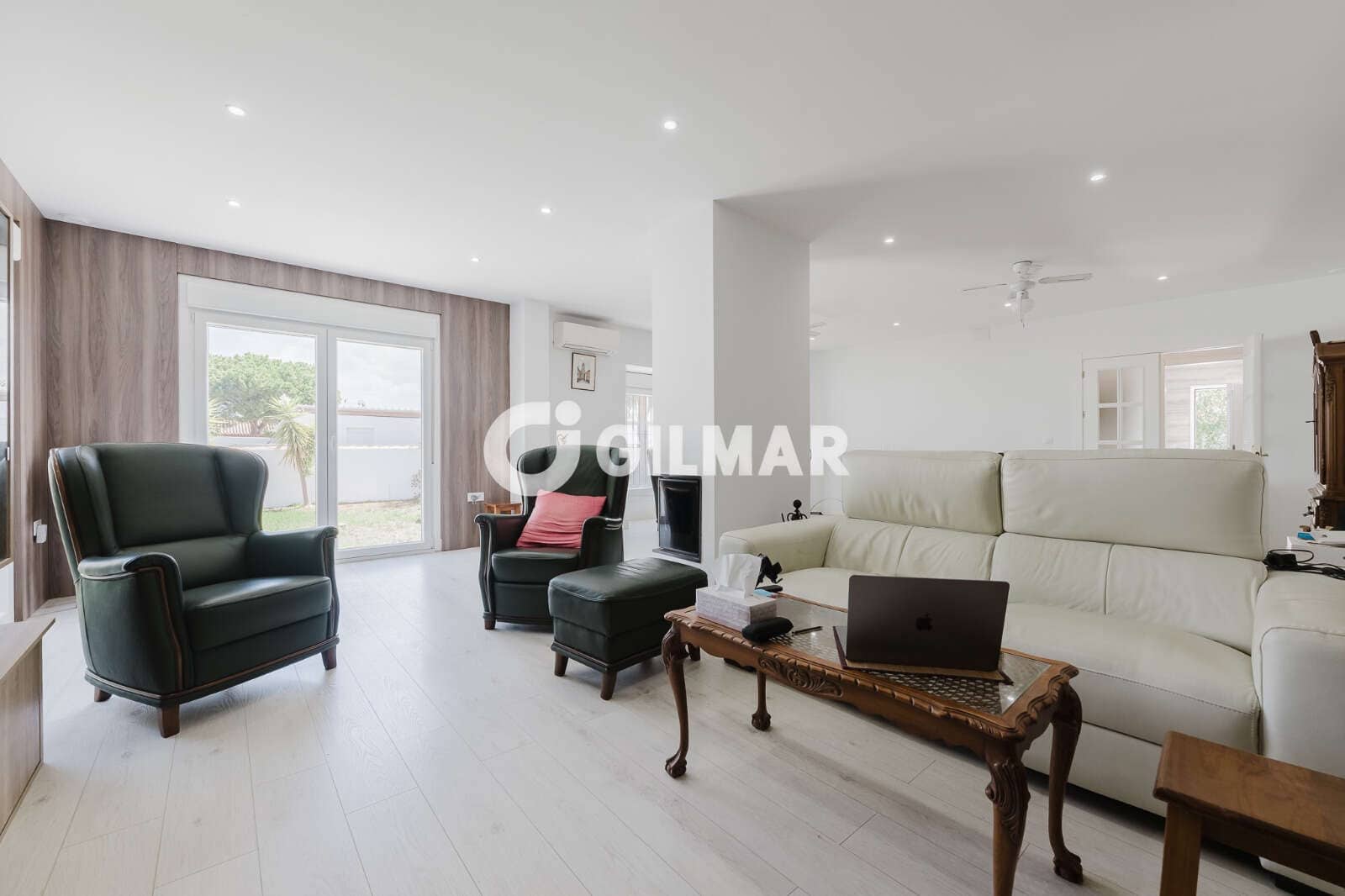 4 camera da letto Villa in vendita in Chiclana de la Frontera con piscina - 425.000 € (Rif: 10032418)