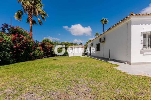 4 makuuhuone Huvila myytävänä paikassa Chiclana de la Frontera mukana uima-altaan - 425 000 € (Ref: 10032418)
