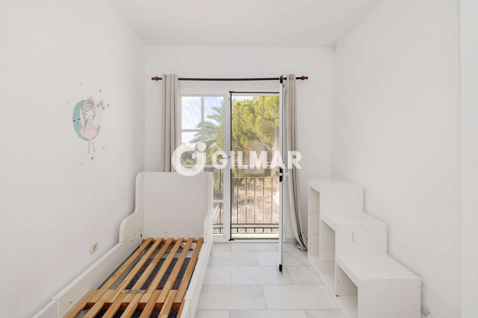 4 Zimmer Reihenhaus zu verkaufen in New Golden Mile mit Pool - 480.000 € (Ref: 10033106)