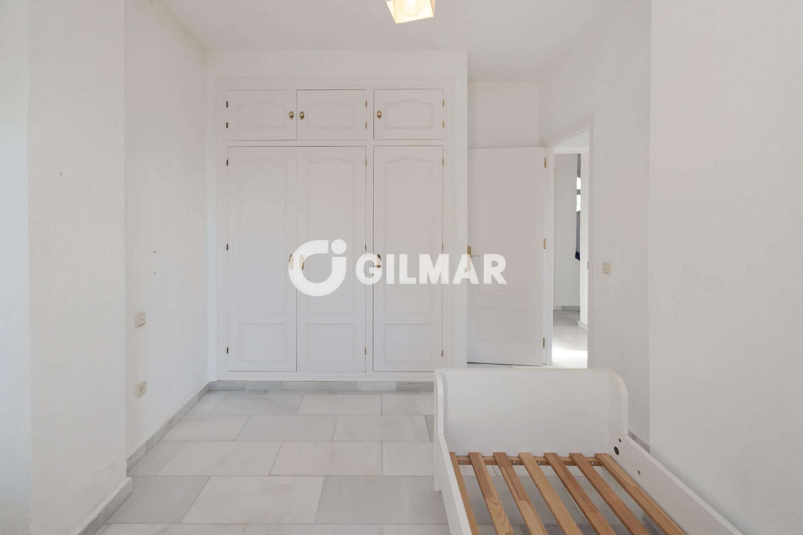 4 Zimmer Reihenhaus zu verkaufen in New Golden Mile mit Pool - 480.000 € (Ref: 10033106)
