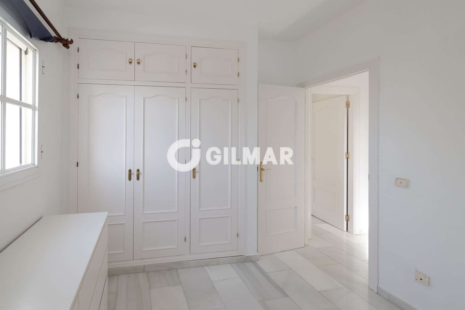 4 Zimmer Reihenhaus zu verkaufen in New Golden Mile mit Pool - 480.000 € (Ref: 10033106)