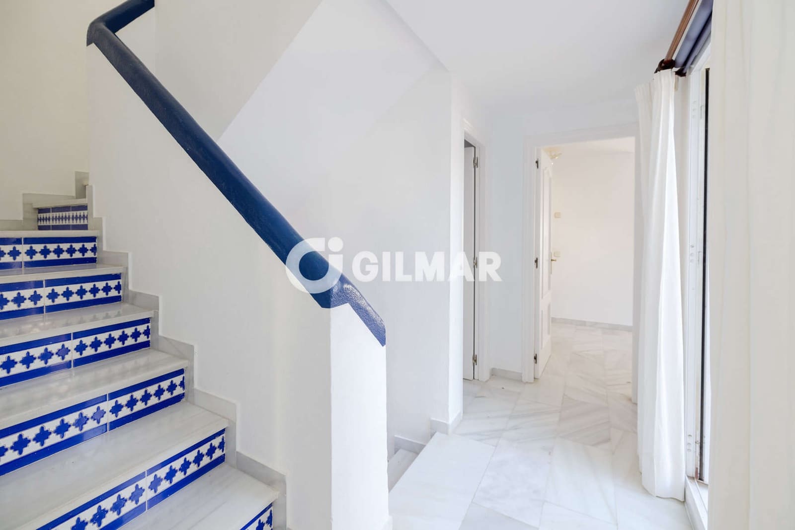 4 Zimmer Reihenhaus zu verkaufen in New Golden Mile mit Pool - 480.000 € (Ref: 10033106)