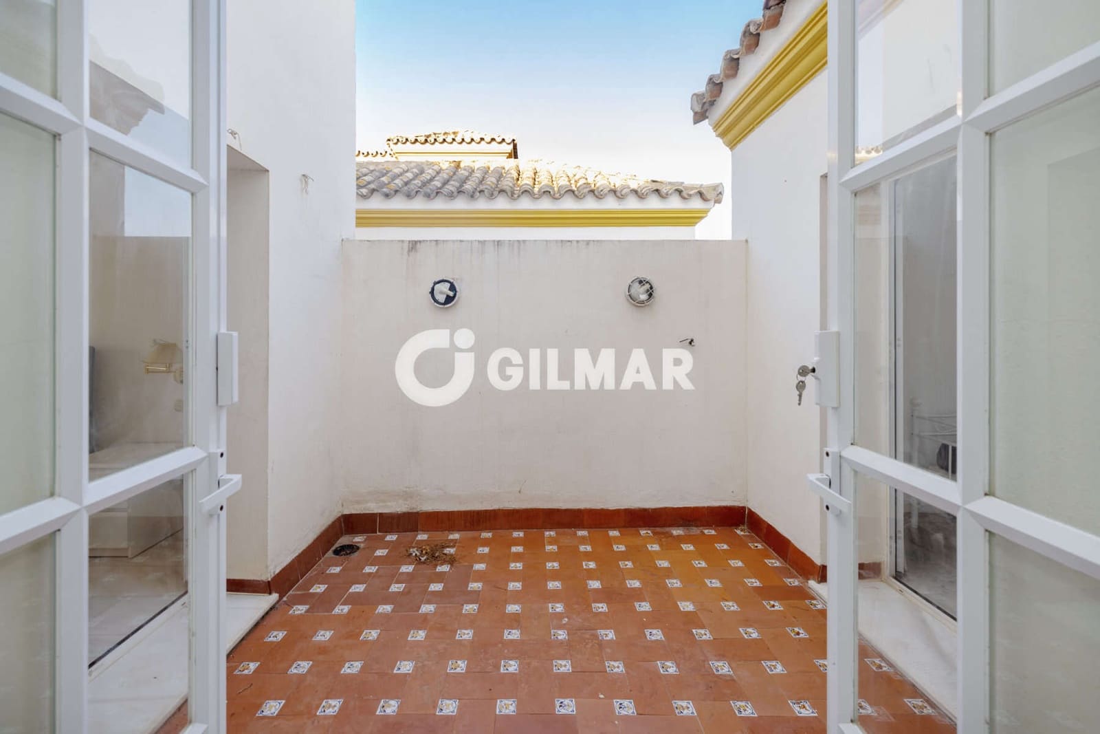 4 Zimmer Reihenhaus zu verkaufen in New Golden Mile mit Pool - 480.000 € (Ref: 10033106)