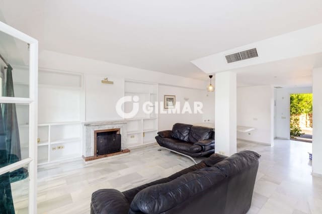 4 makuuhuone Rivitalo myytävänä paikassa Sotoserena, Estepona mukana uima-altaan - 480 000 € (Ref: 10033106)