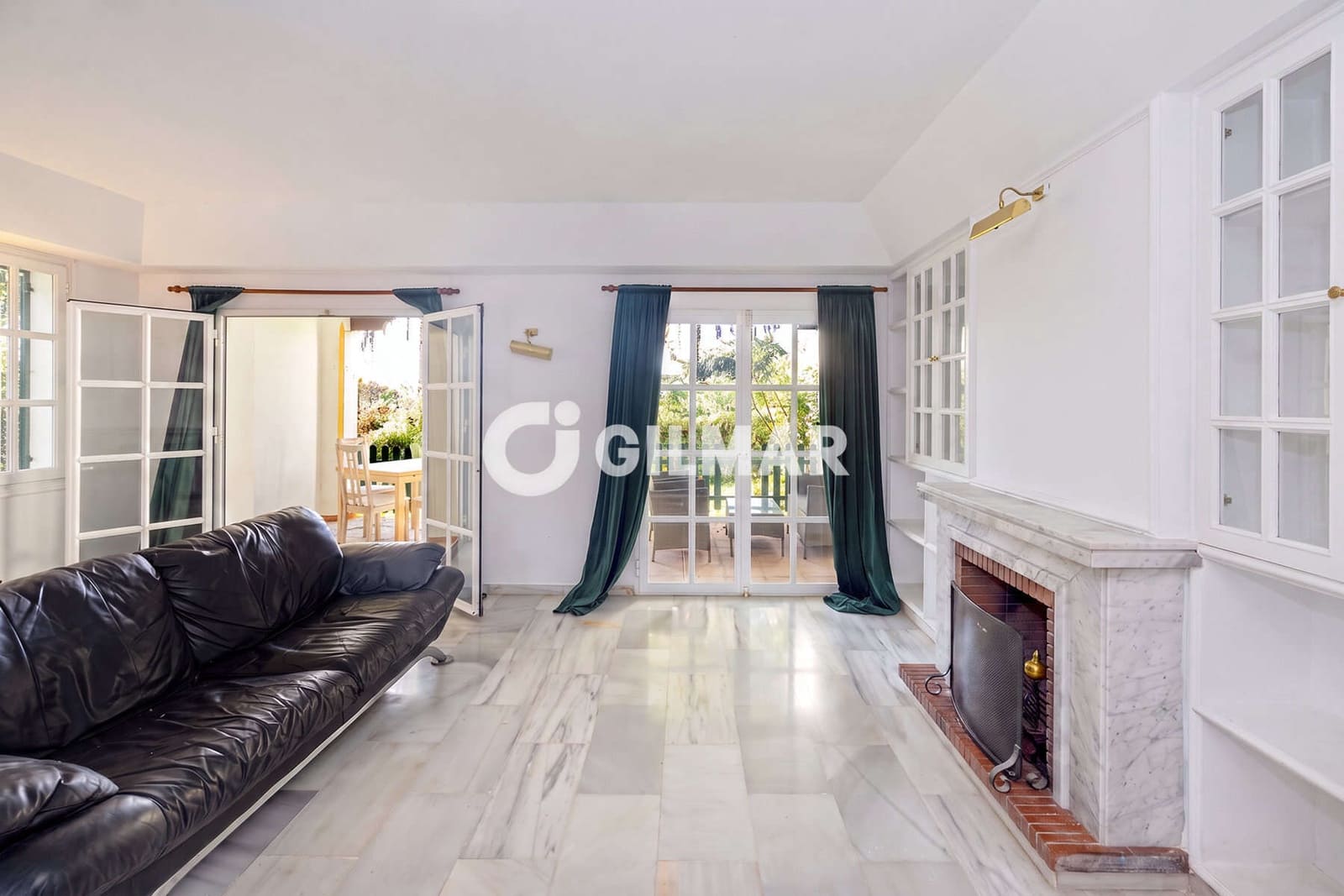 4 Zimmer Reihenhaus zu verkaufen in New Golden Mile mit Pool - 480.000 € (Ref: 10033106)