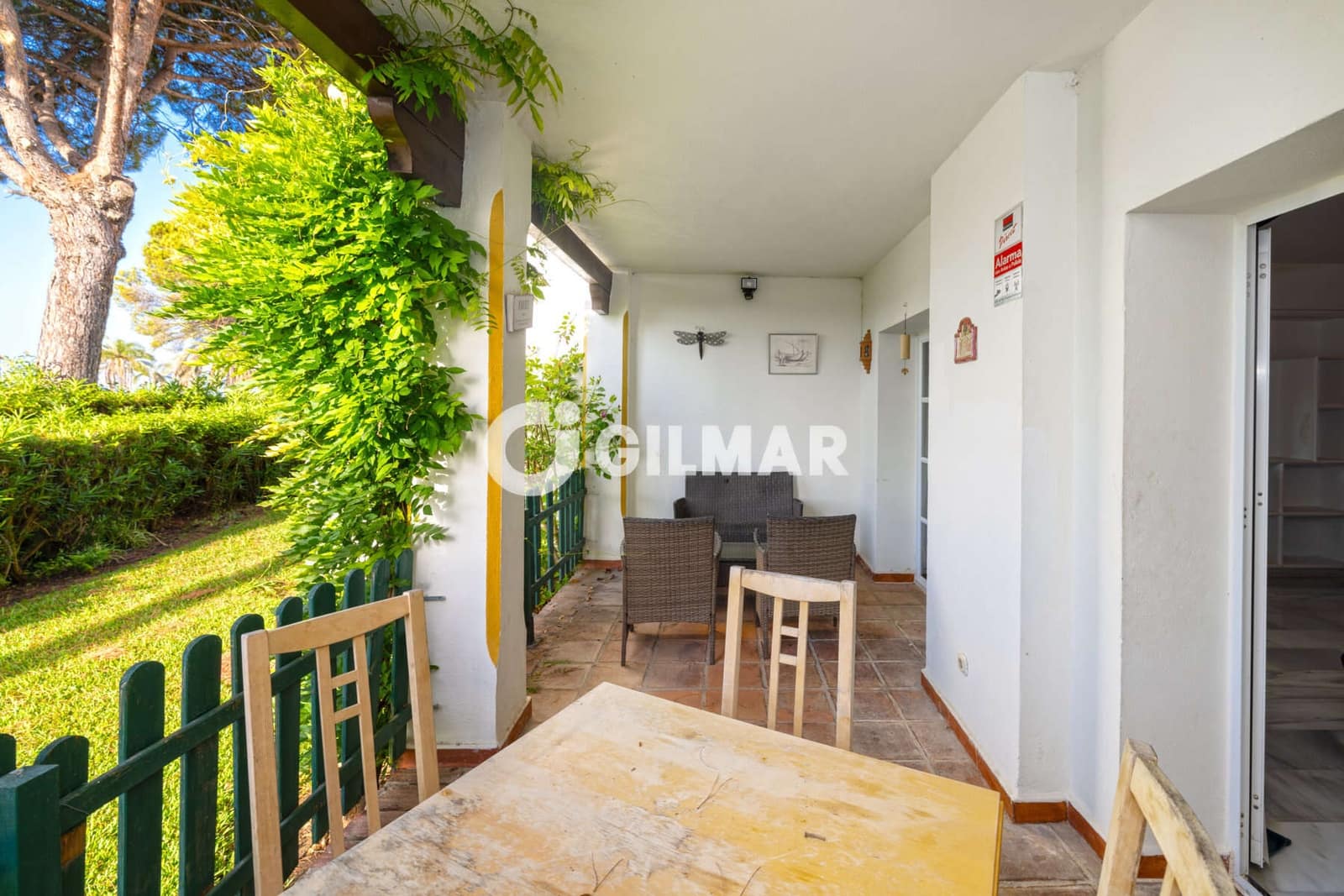 4 Zimmer Reihenhaus zu verkaufen in New Golden Mile mit Pool - 480.000 € (Ref: 10033106)