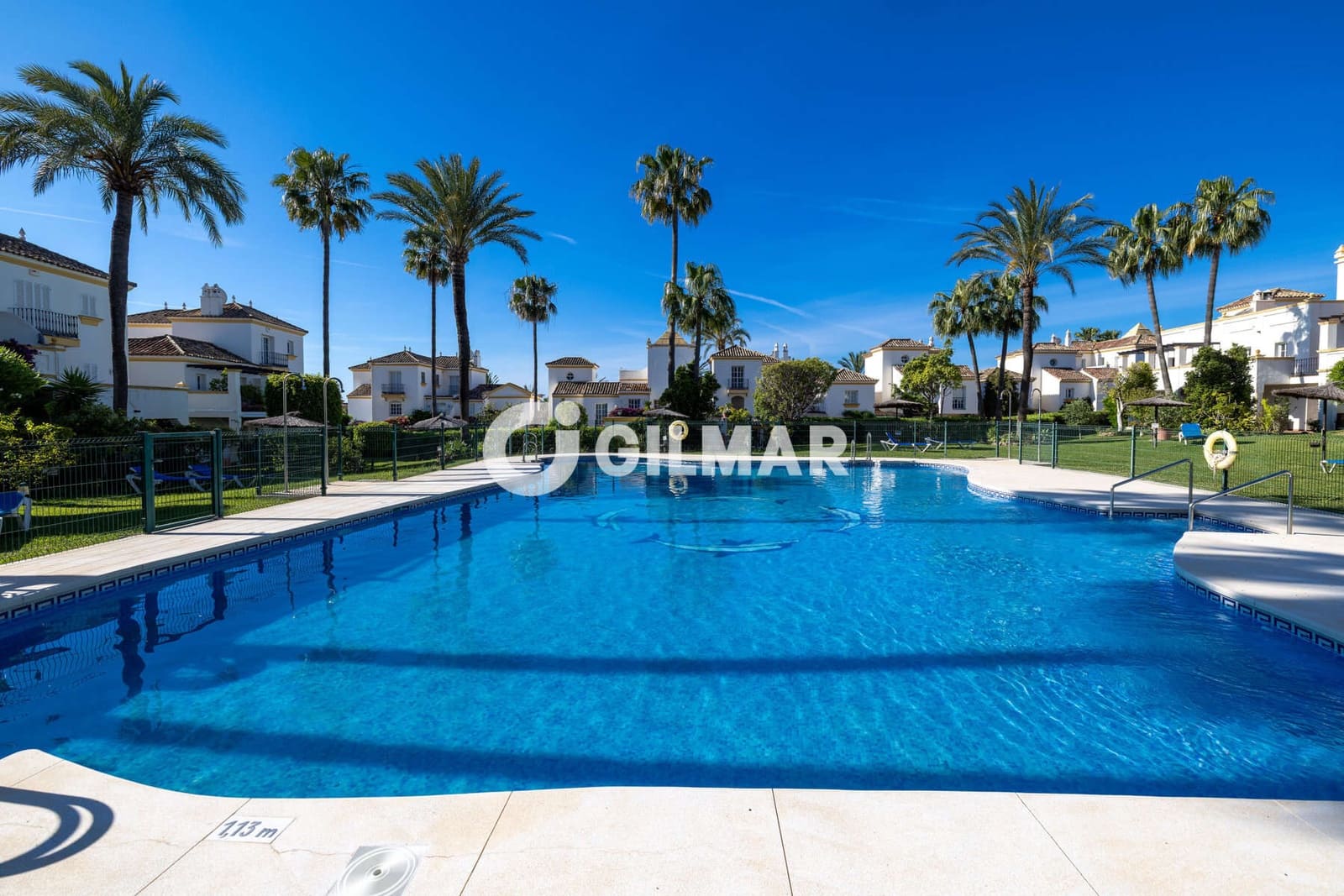 4 Zimmer Reihenhaus zu verkaufen in New Golden Mile mit Pool - 480.000 € (Ref: 10033106)