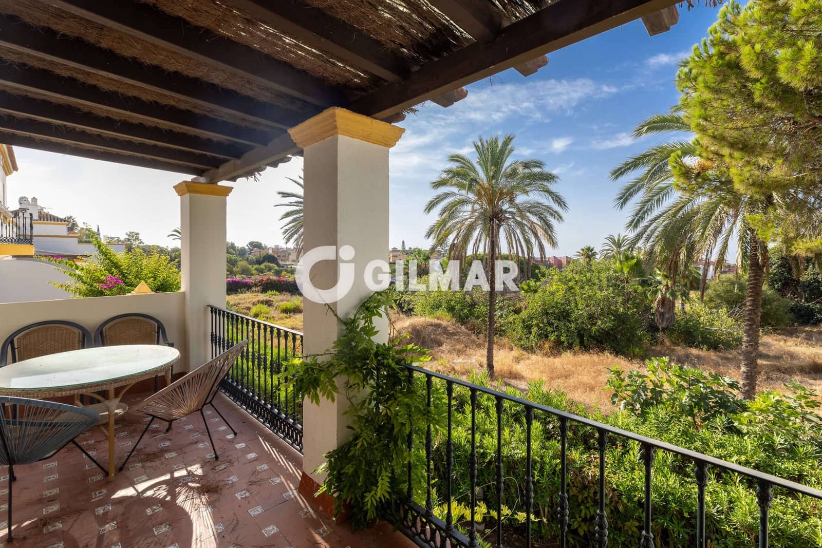 4 Zimmer Reihenhaus zu verkaufen in New Golden Mile mit Pool - 480.000 € (Ref: 10033106)